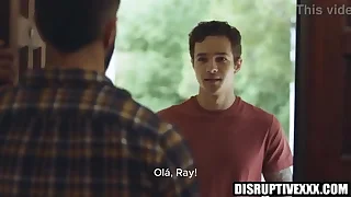 Garoto se apaixona pelo sequestrador e volta para foder com ele - Síndrome de Estocolmo (legendado)