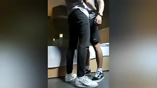 صديقى السورى فى ليلة فى أحد فنادق دبى